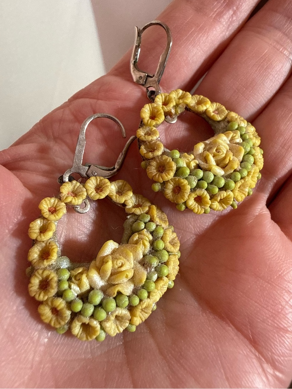 Vintage Victorian celluloid yellow green flower earrings Art deco